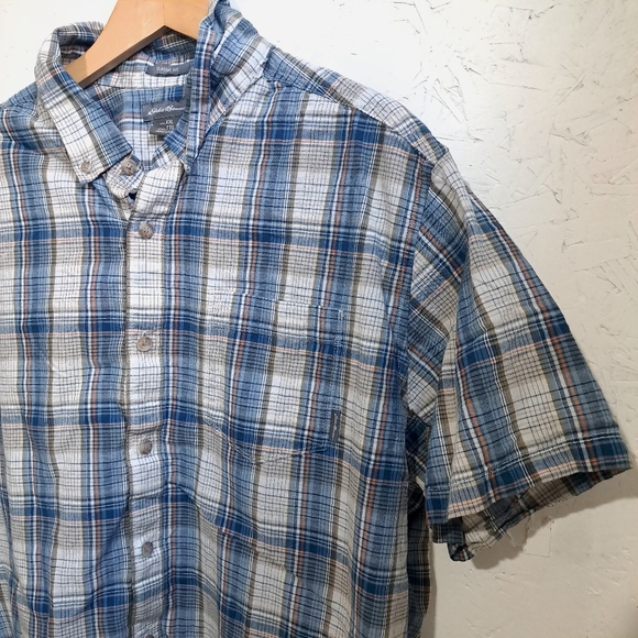 Eddie Bauer | Blue Plaid Men's button down short sleeved Shirt classic fit - Picture 4 of 10